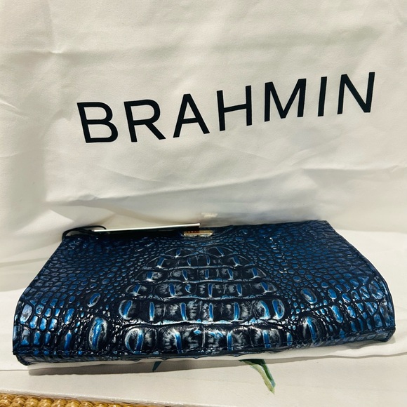 Brahmin Kyanite Daisy
